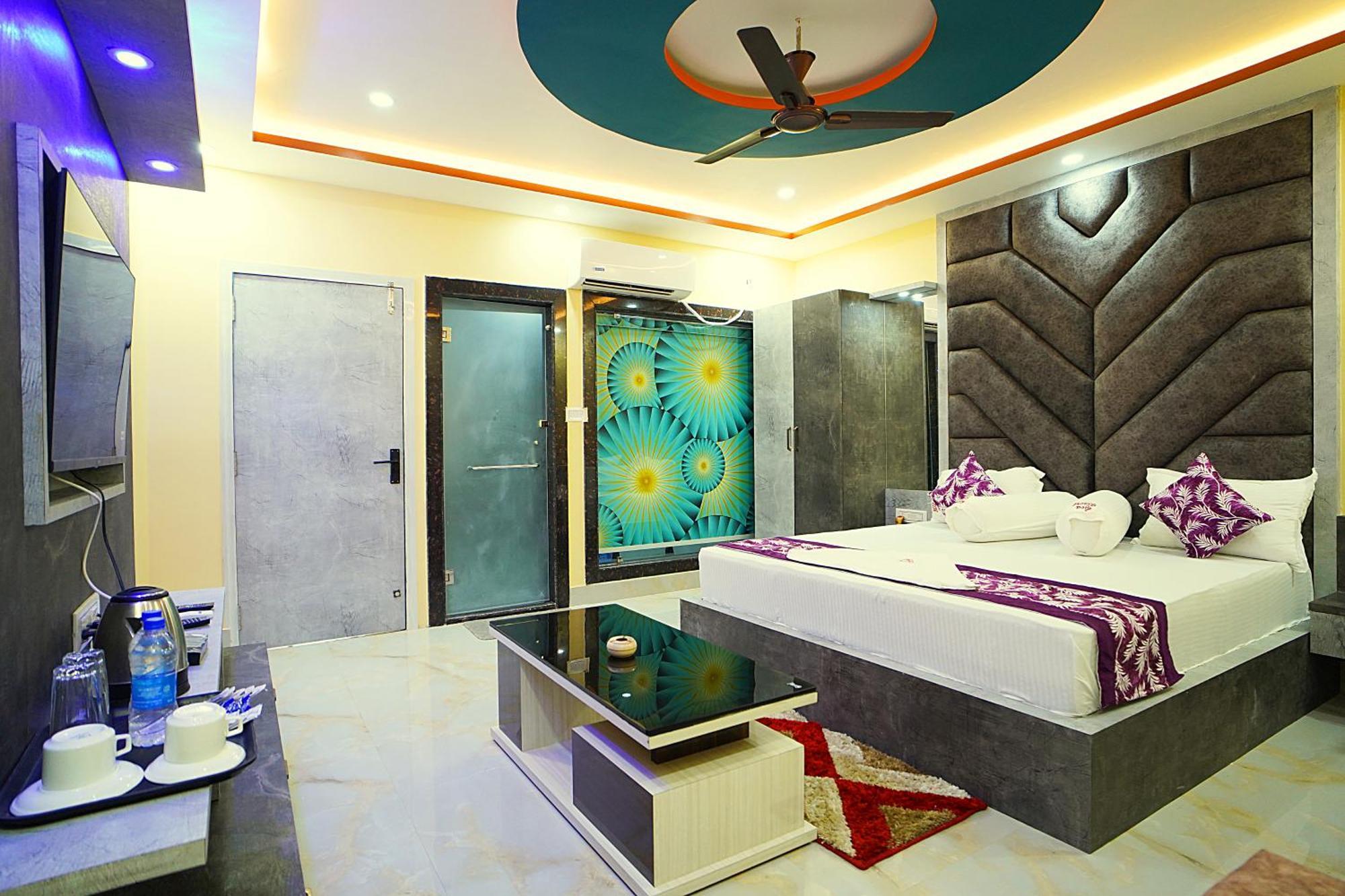 Goa Beach Resort On Beach Мандармони Екстериор снимка