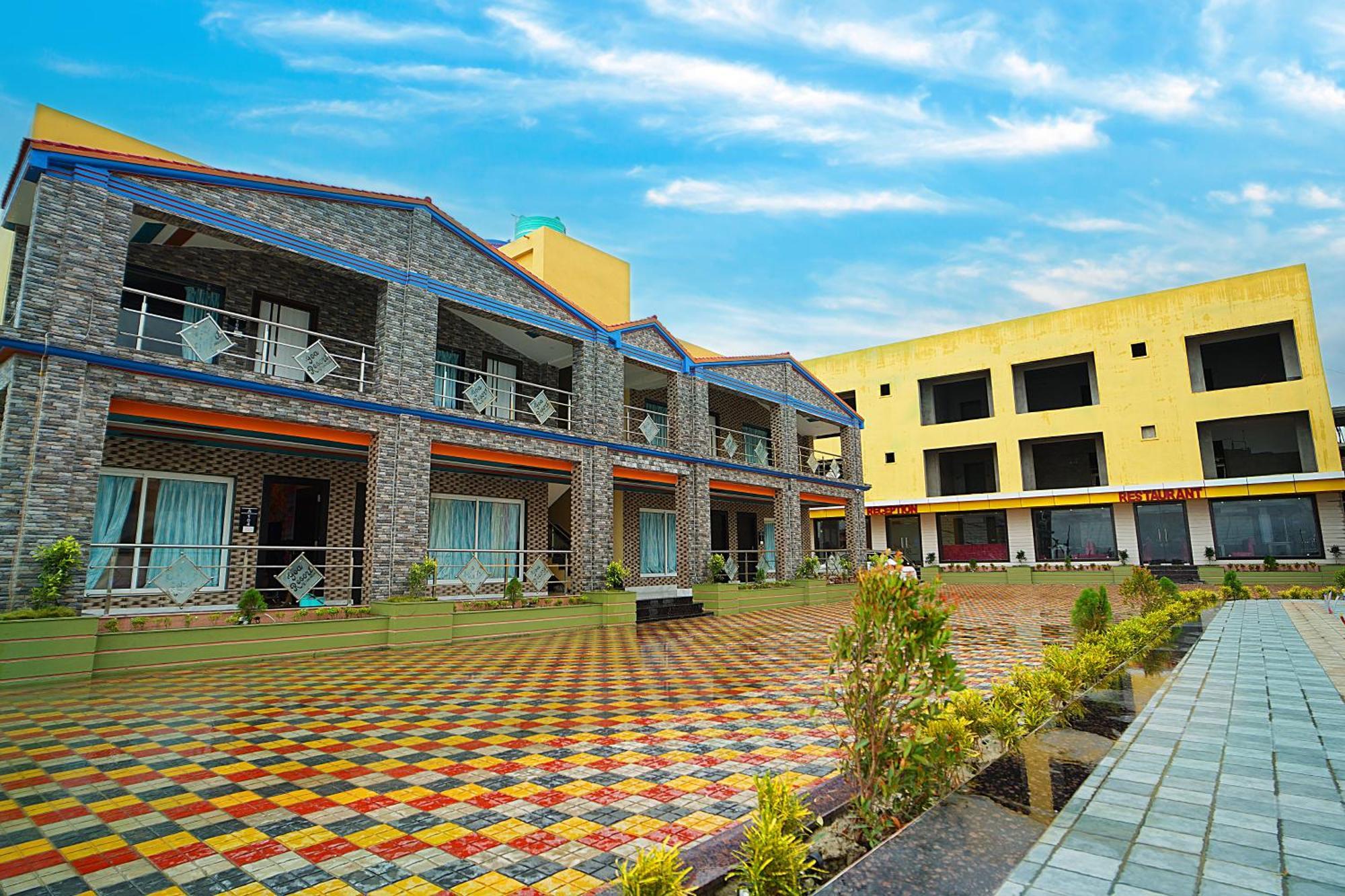 Goa Beach Resort On Beach Мандармони Екстериор снимка